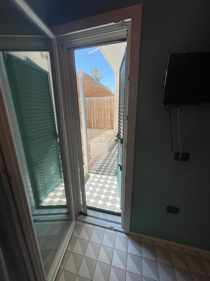 Bed and Breakfast Dusme Tarento Exterior foto